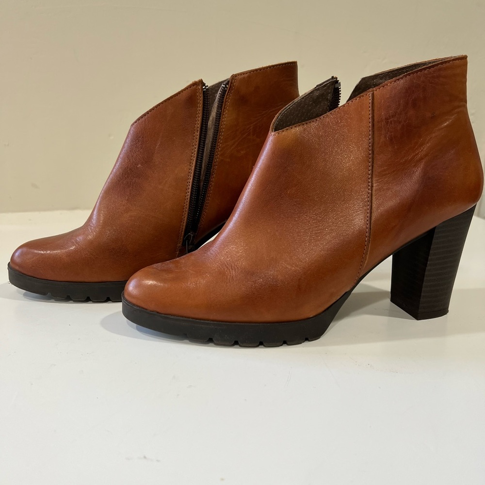 B.D.A. Made in Spain Leather brown boots - Sz 38